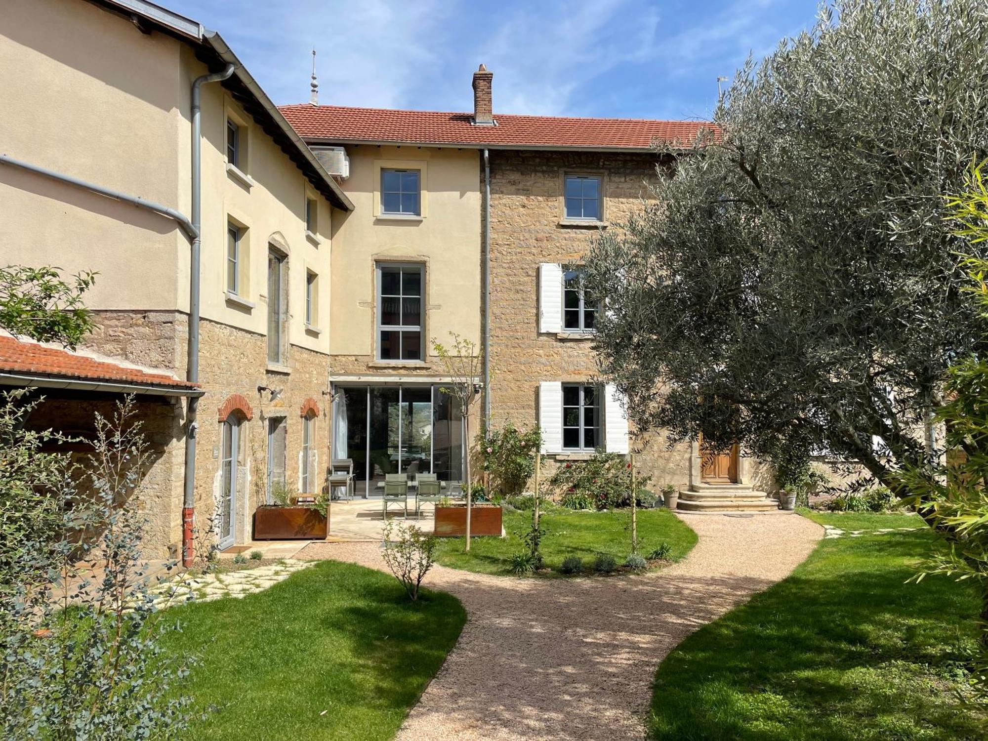 La Maison Des Monts D'Or Saint-Germain-au-Mont-dʼOr Esterno foto